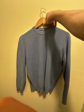 Zara Men's Crewneck Sweater in Dusty Blue
